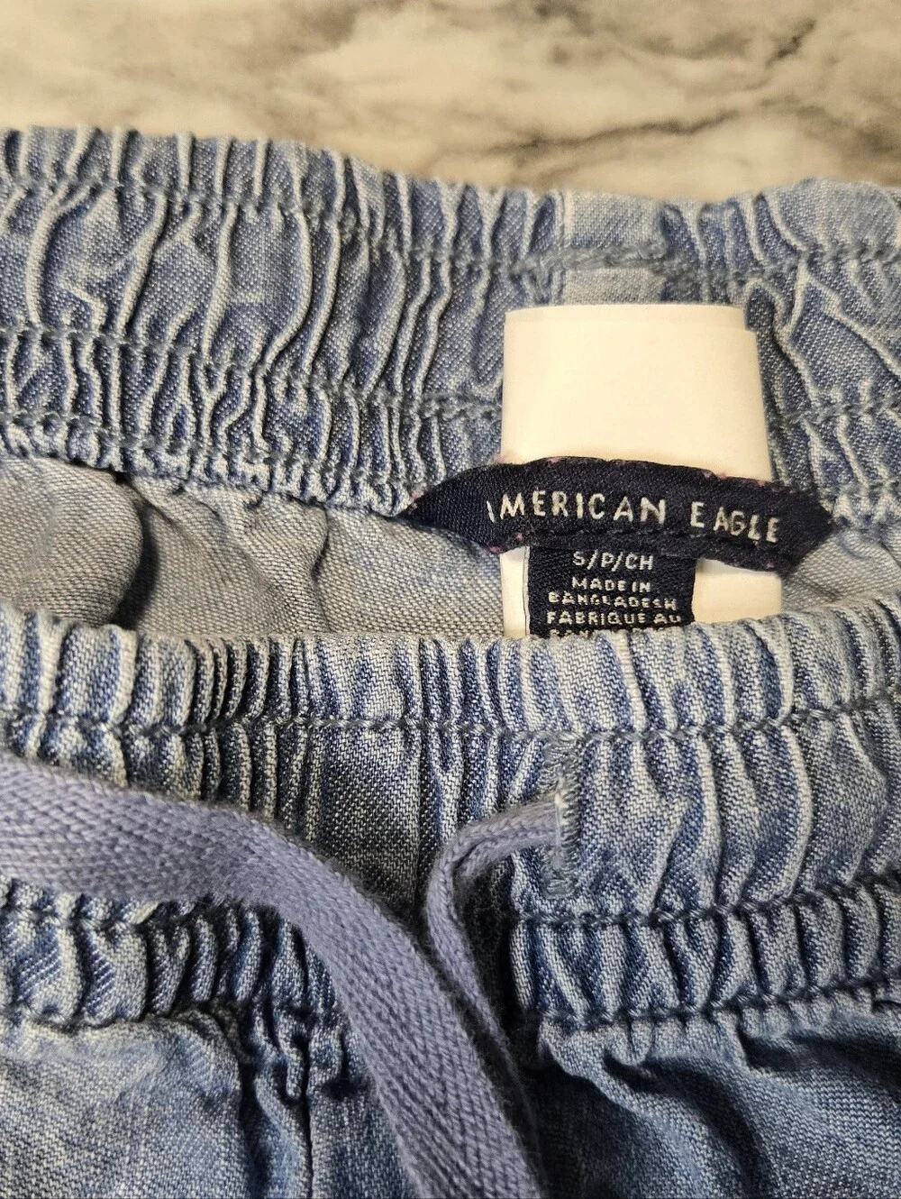 American Eagle Outfitters casual athletic